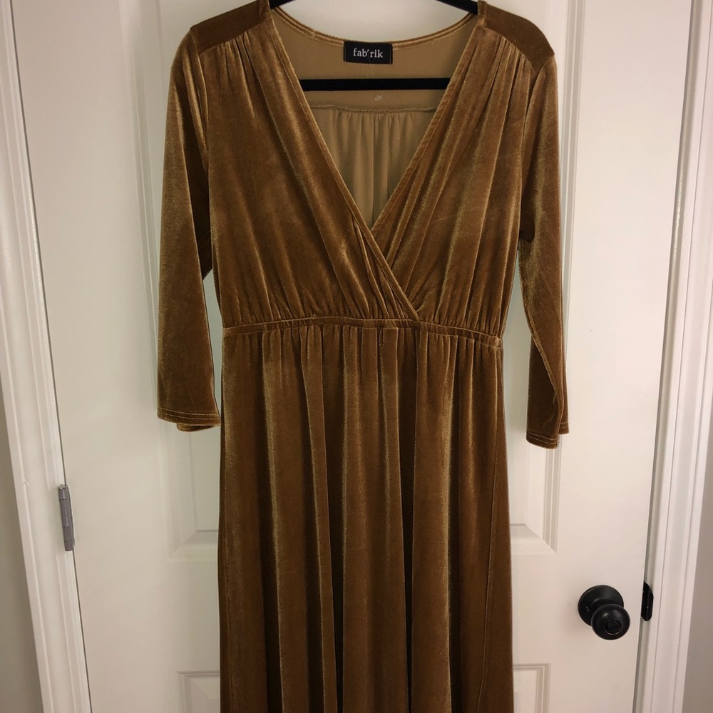 Fabrik Velvet midi dress